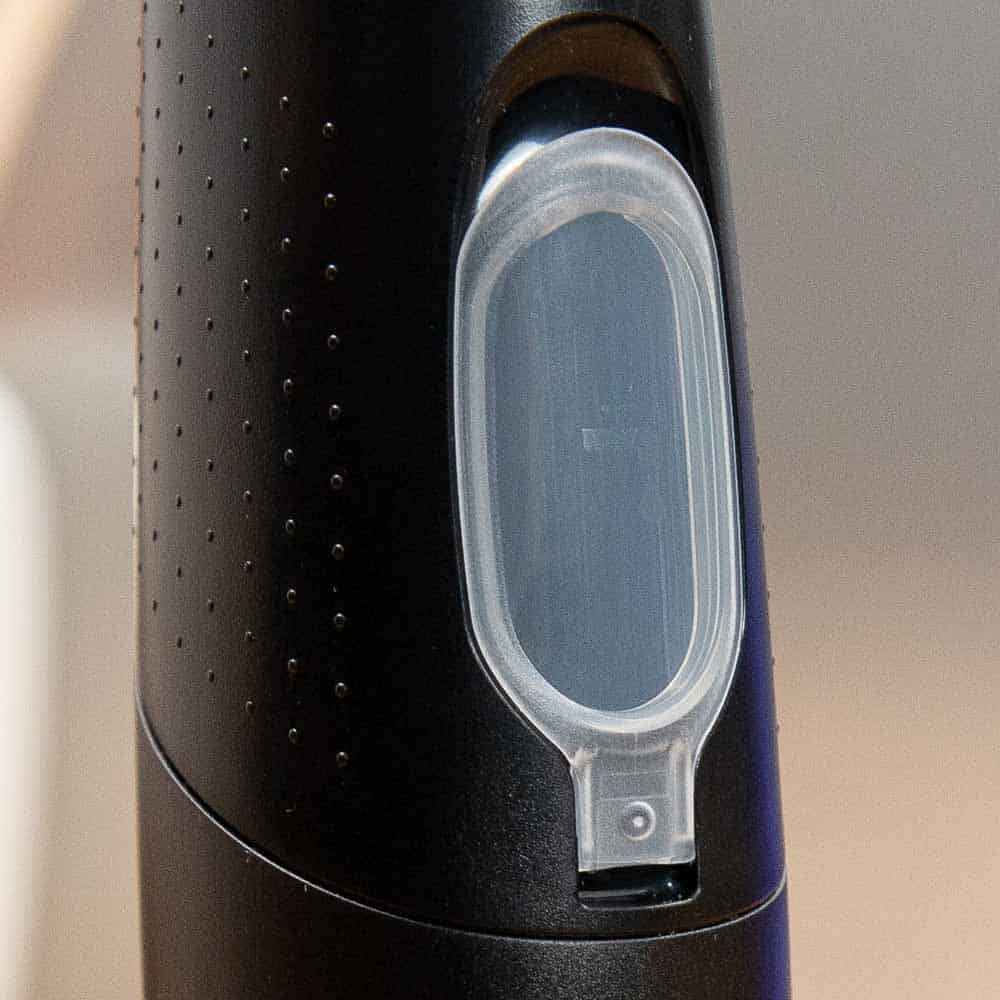 Reservoir door on AirFloss Ultra