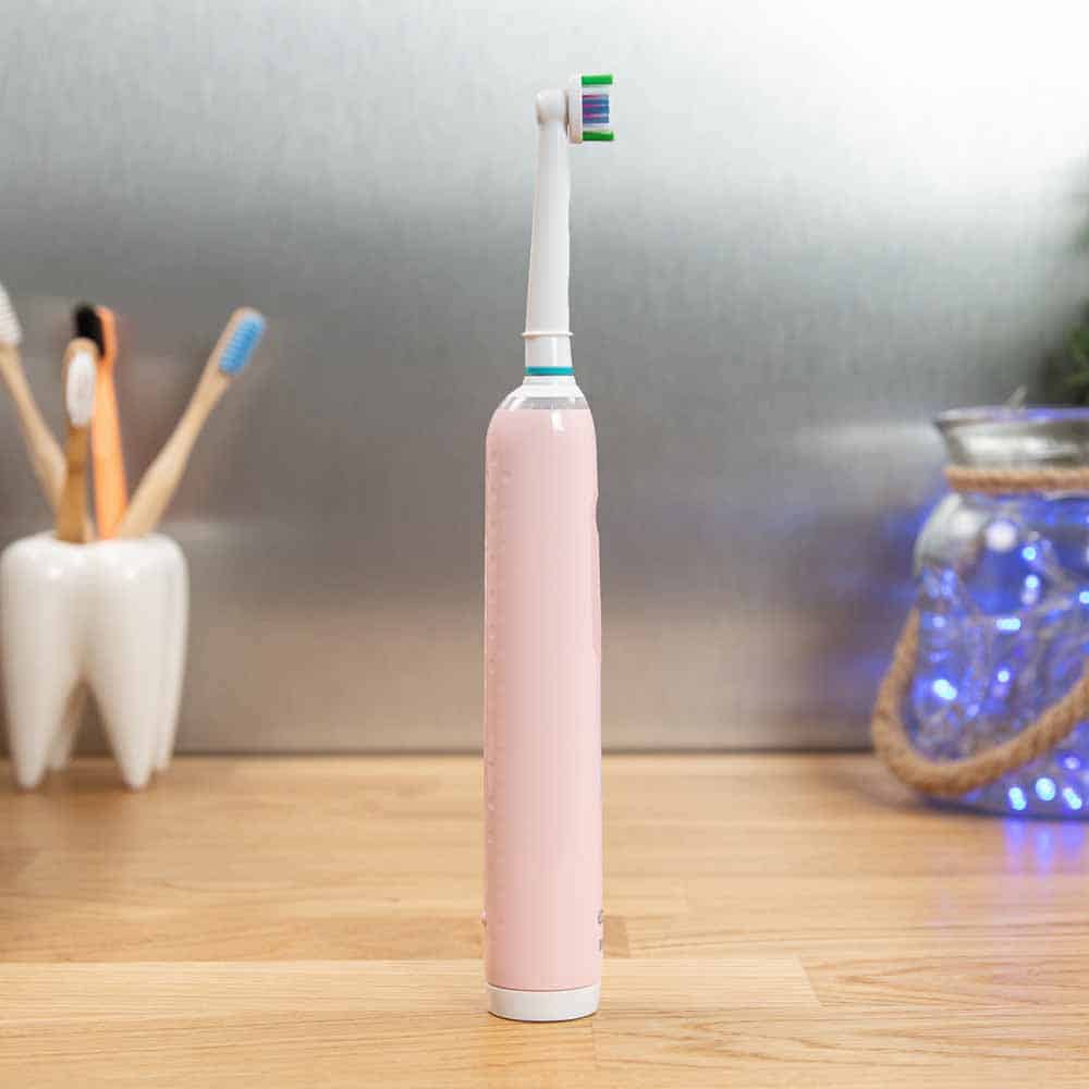 Side profile Oral-B Pro 3 3500