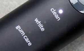 Close up of Sonicare cleaning modes on a brush