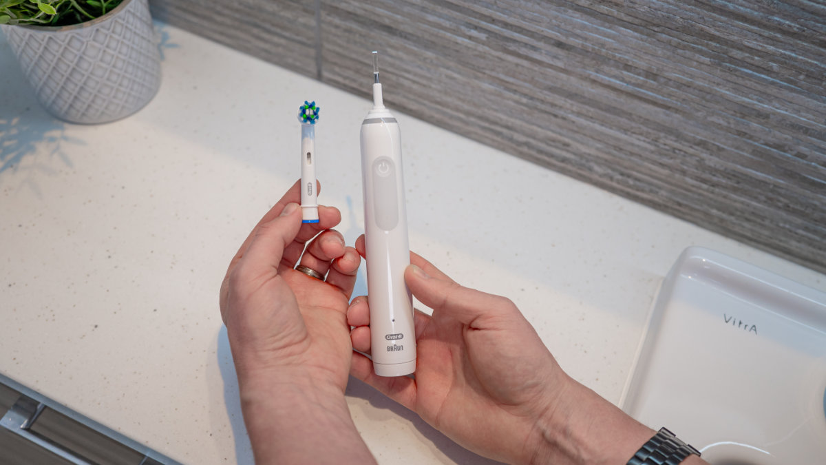 Oral-B Pro 3 with brush head detached