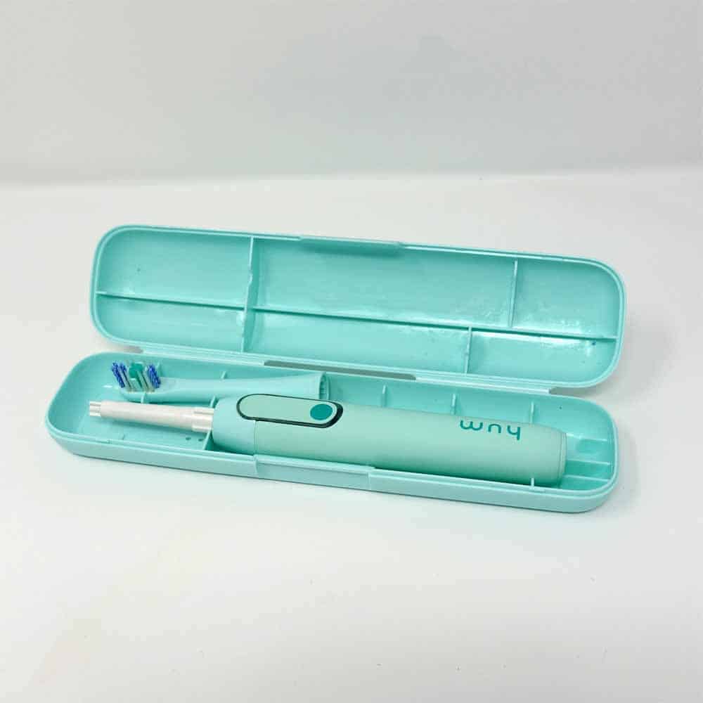 Hum by Colgate travel case