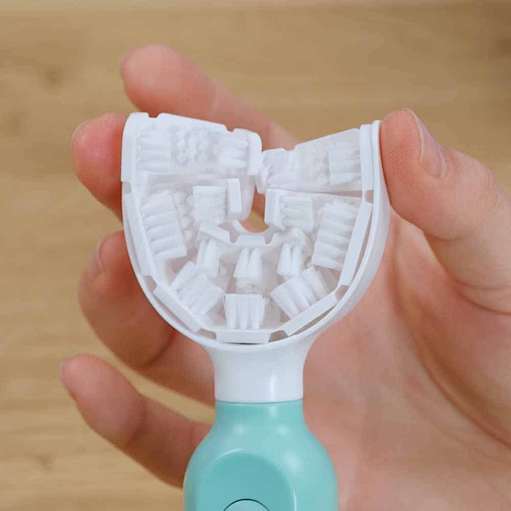 Flexing SymplBrush bristles