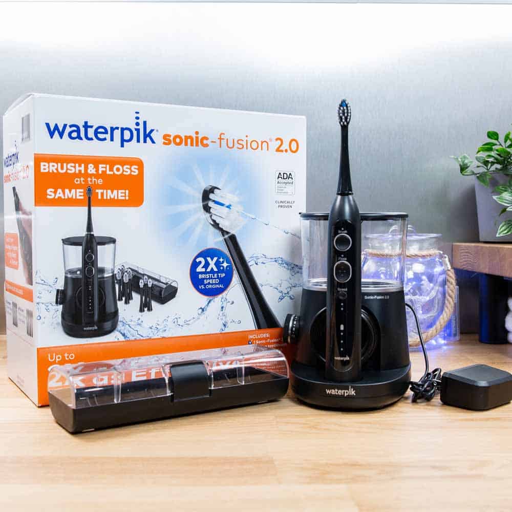 Waterpik Sonic-Fusion 2 retail box
