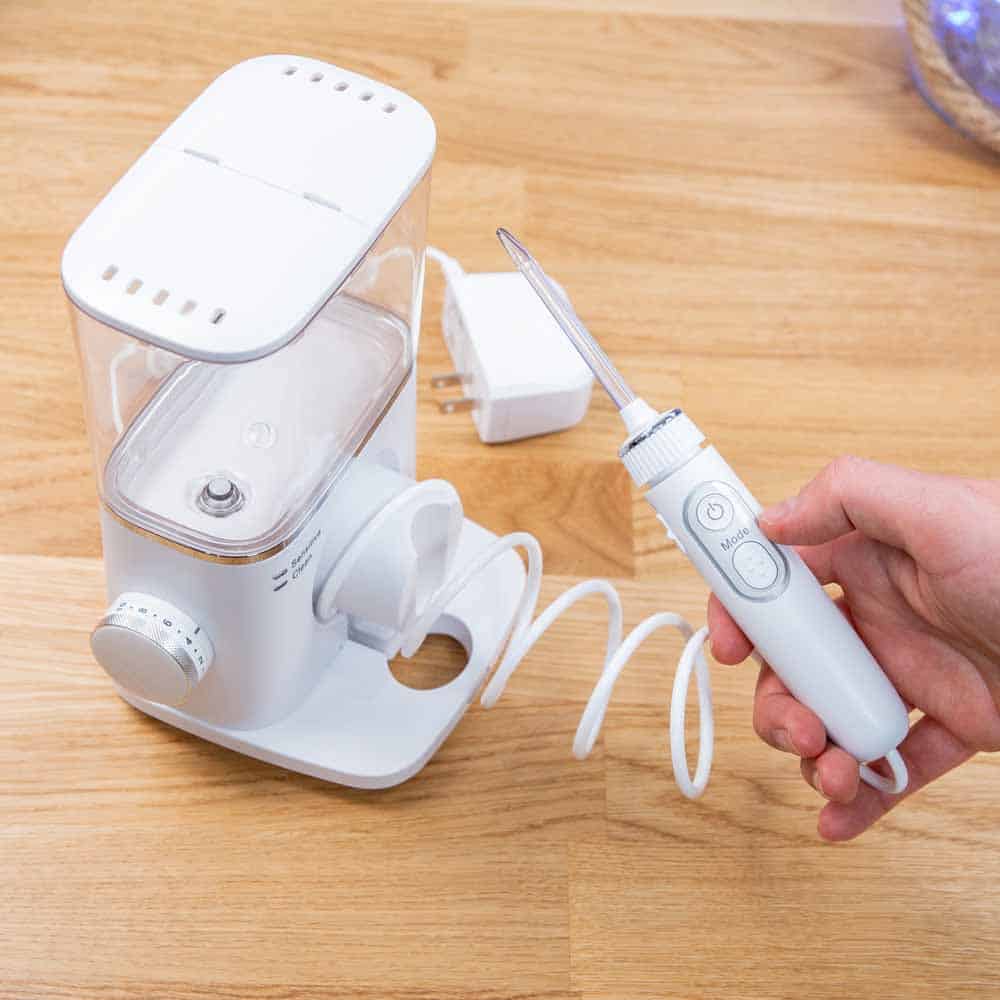 Radiance handle, in the hand