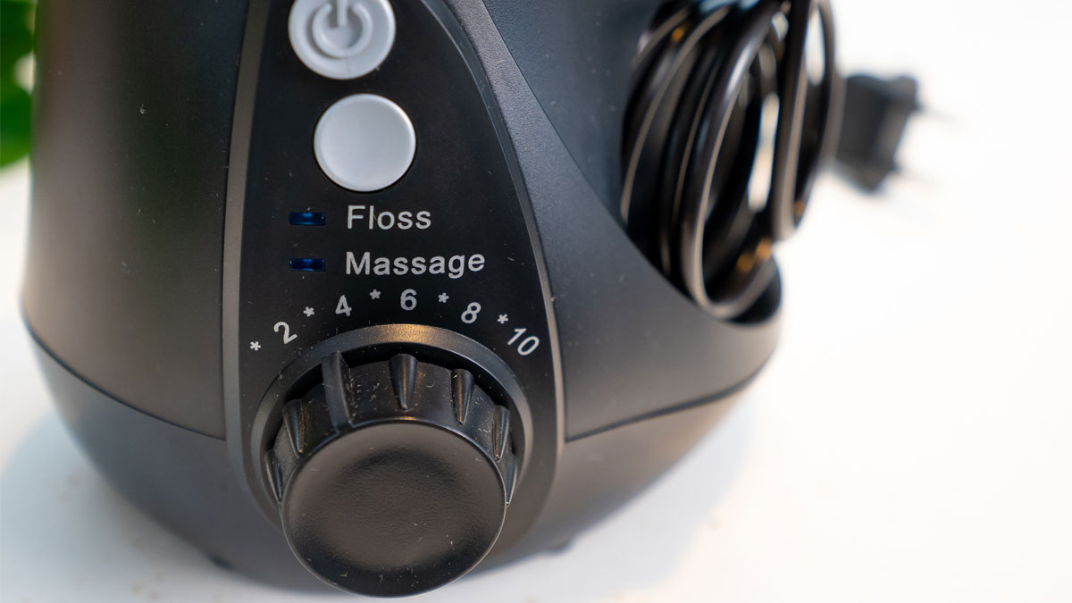 Pressure control dial on Waterpik Aquarius